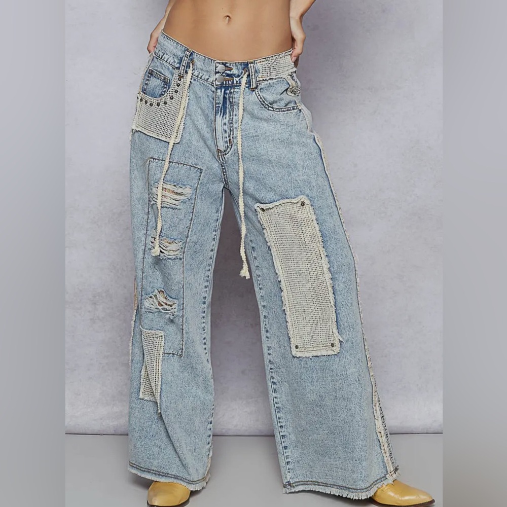 New RESTOCKED 6/18Bestseller: blue denim crochet pocket patchwork wide leg Jean.